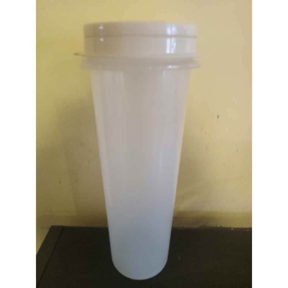 Rubbermaid 0110 Spaghetti Holder Container with Almond Lid Vintage